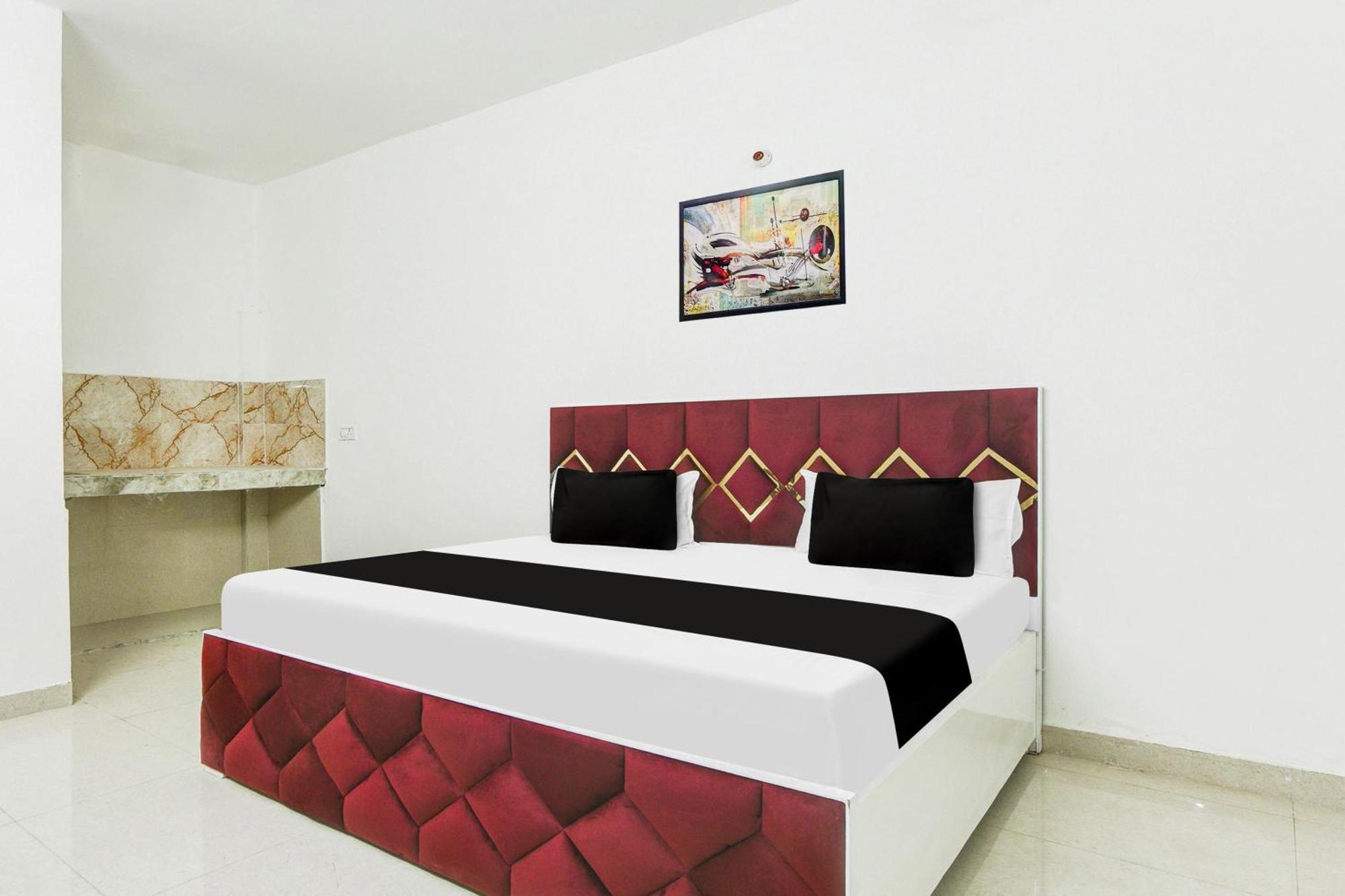 Hotel O J.D Kings Фаридабад Екстериор снимка