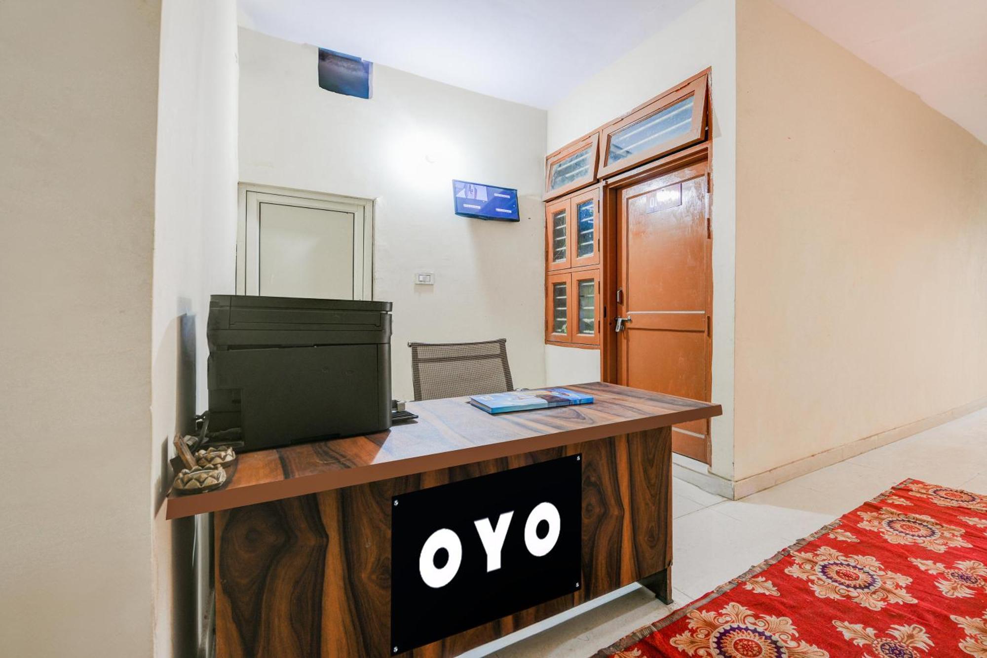 Hotel O J.D Kings Фаридабад Екстериор снимка